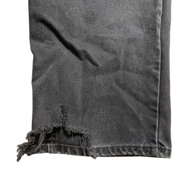 Vintage Levi’s 550 relaxed fit black cotton high waist unisex jeans